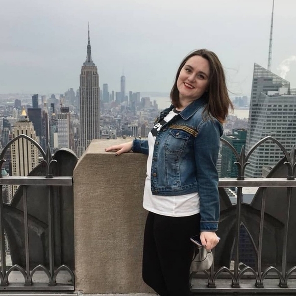 Meet your Posher, Devon - Picture 1 of 1